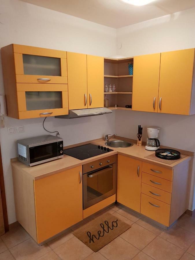 Apartment Tina By The Beach 普耶斯察纳乌瓦拉 外观 照片